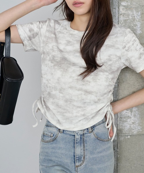 CHAN ME(チャンミ)の「ショート丈ラメプリントギャザーTシャツ(Tシャツ/カットソー・レディース・グレー/ブラック/ホワイト・MEDIUM/LARGE/X-LARGE)」の6枚目の写真