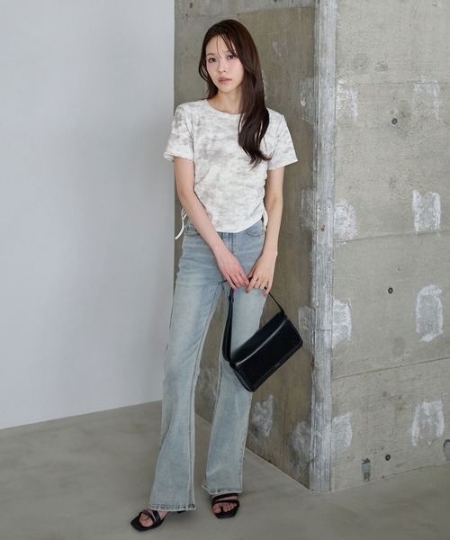 CHAN ME(チャンミ)の「ショート丈ラメプリントギャザーTシャツ(Tシャツ/カットソー・レディース・グレー/ブラック/ホワイト・MEDIUM/LARGE/X-LARGE)」の12枚目の写真