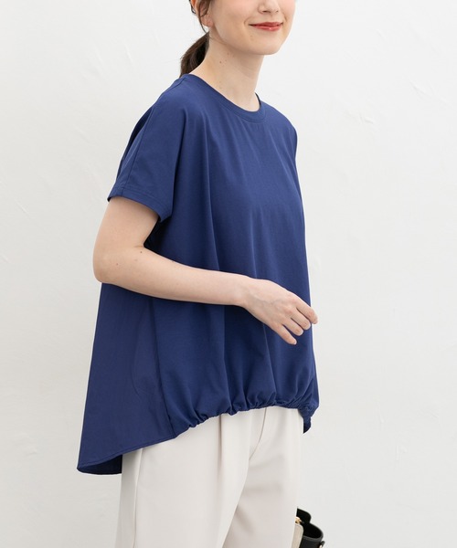 Honeys(ハニーズ)の「【ハニさら・接触冷感・UVカット】裾ゴムドルマントップス(Tシャツ/カットソー・レディース・ブラック/モカ/ブルー/マスタード・LL/L/M)」の1枚目の写真