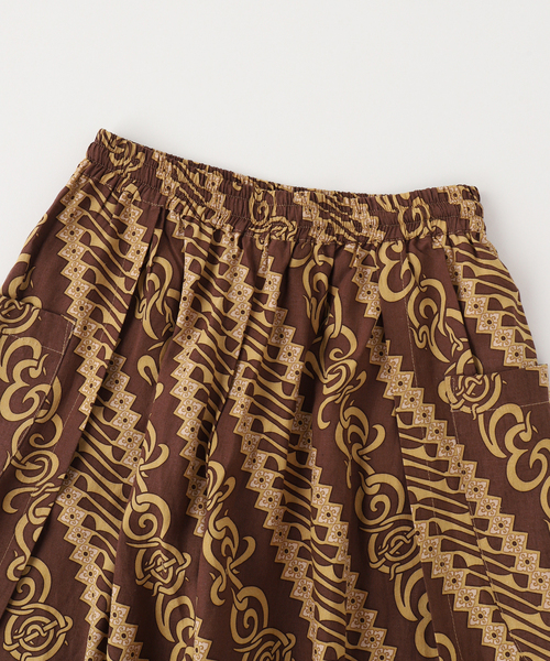 JOURNAL STANDARD（ジャーナルスタンダード）の「potato head / ポテトヘッド SARONG PANTS "DESA POTATO HEAD"（その他パンツ・メンズ・チョコ・LARGE/MEDIUM）」の4枚目の写真