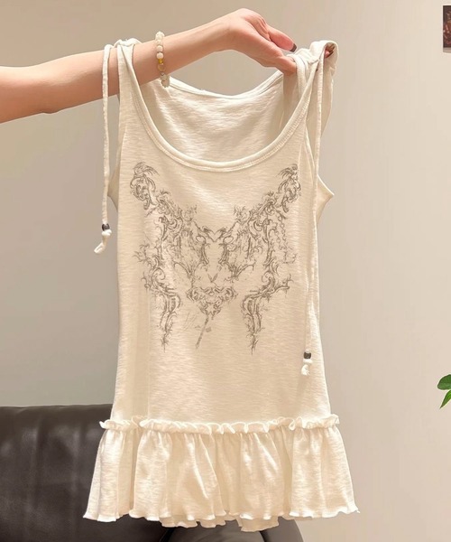 AVYL（アヴィル）の「裾フリルデザインフード付きグラフィックタンクトップ（Tシャツ/カットソー・レディース・ホワイト/ブラック・M）」の7枚目の写真