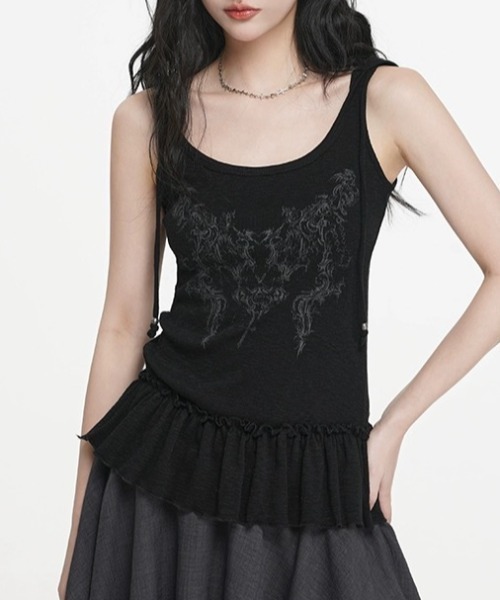 AVYL（アヴィル）の「裾フリルデザインフード付きグラフィックタンクトップ（Tシャツ/カットソー・レディース・ホワイト/ブラック・M）」の11枚目の写真