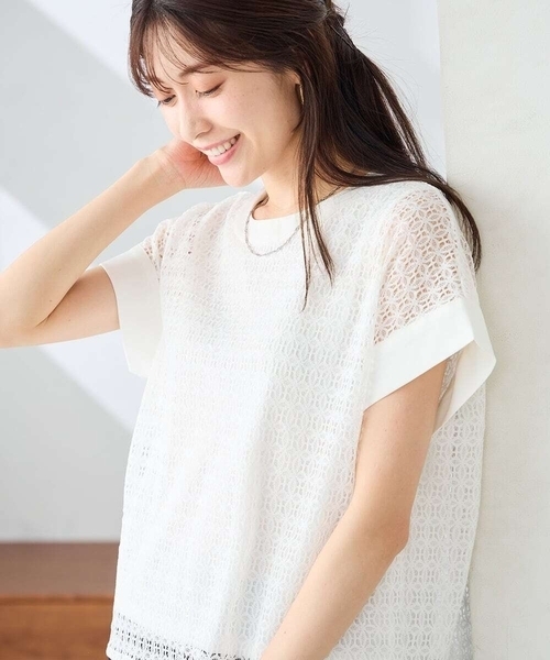 a.v.v(アーヴェヴェ)の「幾何レースレイヤードトップス(Tシャツ/カットソー・レディース・クリーム/ホワイト/アイボリー/ブラック/ブラウン/グリーン・38/40/36)」の2枚目の写真