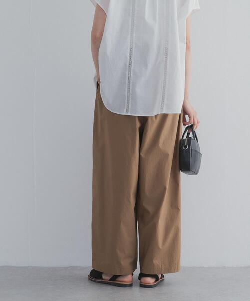 URBAN RESEARCH DOORS(アーバンリサーチドアーズ)の「ギャザーボリュームパンツ(その他パンツ・レディース・ホワイト系その他/ベージュ系その他/スミクロ・FREE)」の18枚目の写真