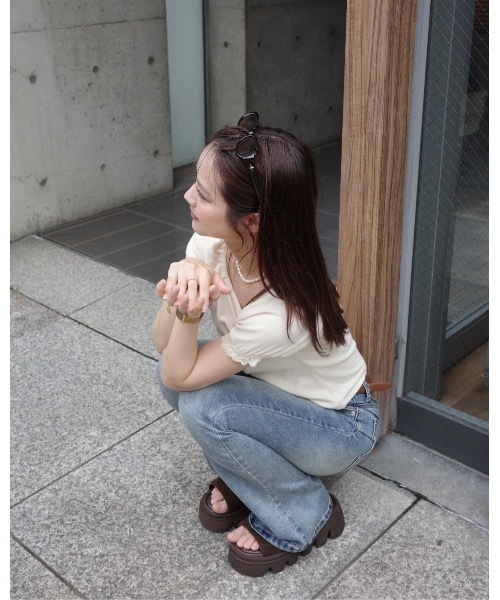 JUMELLE(ジュメロ)の「ストレッチフレアデニム(デニムパンツ・レディース・ブルー・LARGE/MEDIUM/SMALL)」の14枚目の写真