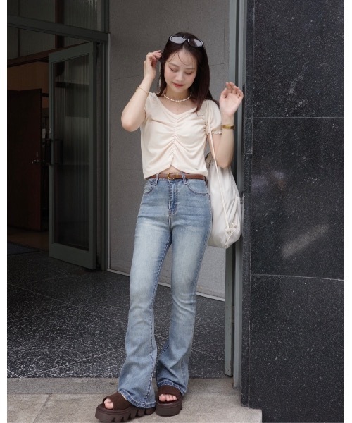 JUMELLE(ジュメロ)の「ストレッチフレアデニム(デニムパンツ・レディース・ブルー・LARGE/MEDIUM/SMALL)」の5枚目の写真