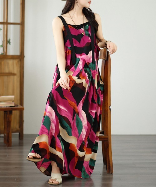 ONEP STAR（ワンピスター）の「総柄キャミロングワンピース（ワンピース・レディース・ローズ/アイボリー・X-LARGE/LARGE/MEDIUM）」の12枚目の写真