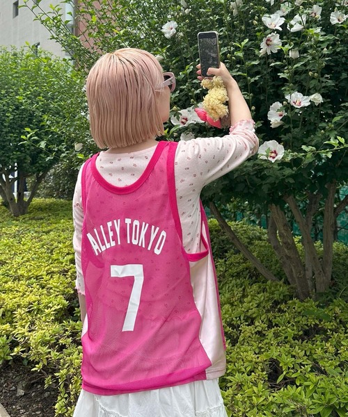 Alley Tokyo(アリートーキョー)の「チームアリーユニフォームBIGタンク(その他トップス・レディース・ピンク/ブルー・FREE)」の14枚目の写真