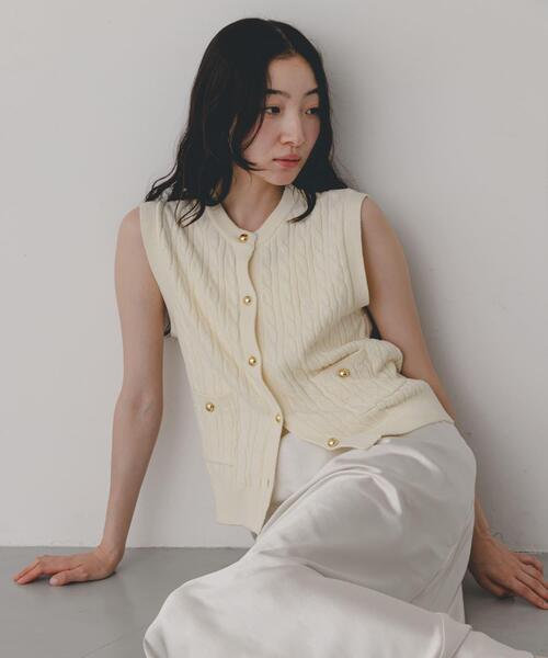 SENSE OF PLACE by URBAN RESEARCH(センスオブプレイスバイアーバンリサーチ)の「別注/Disney/ケーブルベスト(ベスト・レディース・レッド/ネイビー/アイボリー・ONE)」の7枚目の写真