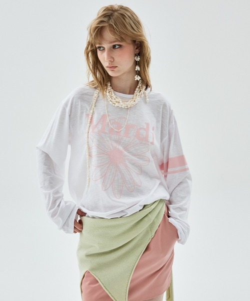 Mardi Mercredi(マルディメクルディ)の「SLUB COTTON TSHIRT LONG SLEEVE FLOWERMARDI / スラブ コットン Tシャツ ロング スリーブ フラワーマルディ(Tシャツ/カットソー・レディース・グレー/クリーム/ホワイト×ピンク/ライトピンク・FREE)」の10枚目の写真