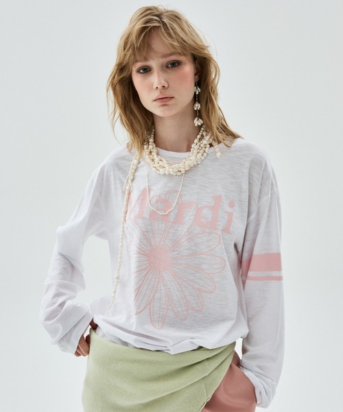 Mardi Mercredi(マルディメクルディ)の「SLUB COTTON TSHIRT LONG SLEEVE FLOWERMARDI / スラブ コットン Tシャツ ロング スリーブ フラワーマルディ(Tシャツ/カットソー・レディース・グレー/クリーム/ホワイト×ピンク/ライトピンク・FREE)」の9枚目の写真
