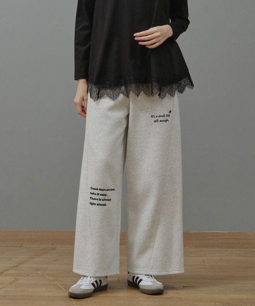 Nunc.(ヌンク)の「裏毛ロゴ刺繍ボンディングパンツ(スウェットパンツ・レディース・杢グレー/ブラック/オフホワイト・FREE)」の3枚目の写真