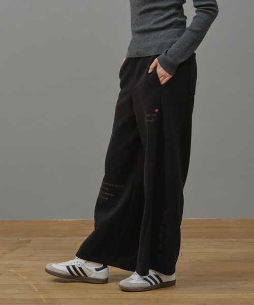 Nunc.(ヌンク)の「裏毛ロゴ刺繍ボンディングパンツ(スウェットパンツ・レディース・杢グレー/ブラック/オフホワイト・FREE)」の13枚目の写真