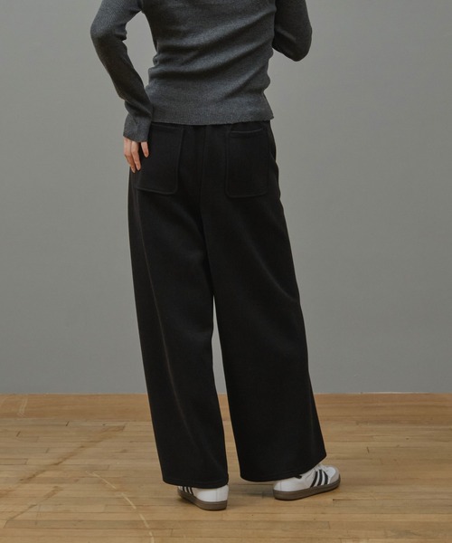 Nunc.(ヌンク)の「裏毛ロゴ刺繍ボンディングパンツ(スウェットパンツ・レディース・杢グレー/ブラック/オフホワイト・FREE)」の14枚目の写真