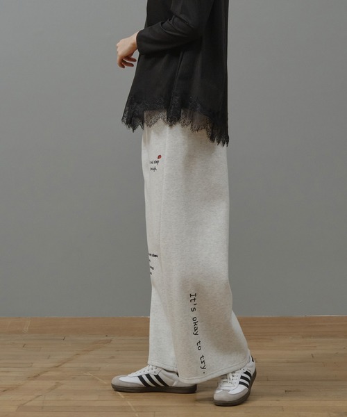 Nunc.(ヌンク)の「裏毛ロゴ刺繍ボンディングパンツ(スウェットパンツ・レディース・杢グレー/ブラック/オフホワイト・FREE)」の22枚目の写真