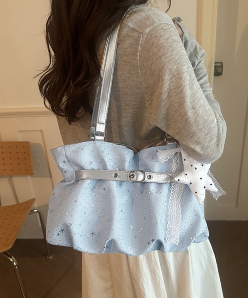 Miniministore(ミニミニストア)の「星柄ショルダーバッグチャーム付きトート鞄(トートバッグ・レディース・アイボリー/ピンク/ブラック/ライトブルー・FREE)」の1枚目の写真