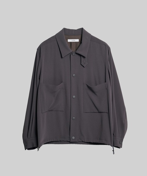 UJOH(ウジョー)の「【UJOH HOMME】Draw Cord Shirt(ブルゾン・メンズ・ダークグレー/ブラック・4/5)」の1枚目の写真