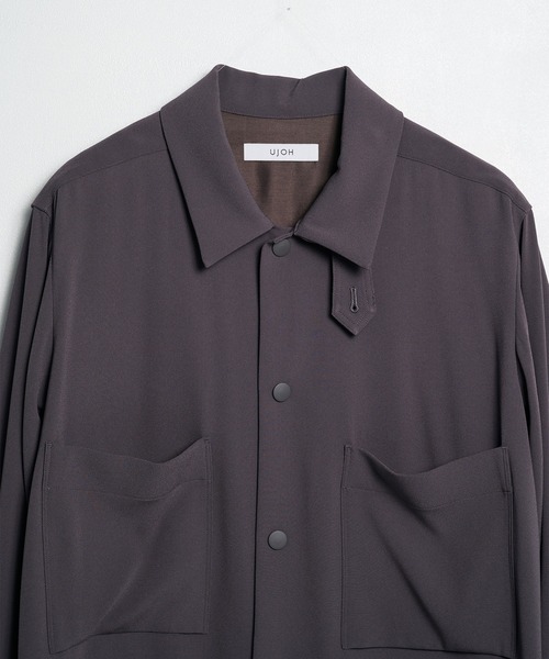 UJOH(ウジョー)の「【UJOH HOMME】Draw Cord Shirt(ブルゾン・メンズ・ダークグレー/ブラック・4/5)」の11枚目の写真