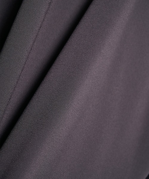UJOH(ウジョー)の「【UJOH HOMME】Draw Cord Shirt(ブルゾン・メンズ・ダークグレー/ブラック・4/5)」の8枚目の写真