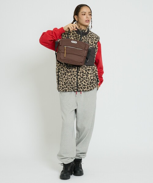 OUTDOOR PRODUCTS(アウトドアプロダクツ)の「【OUTDOOR PRODUCTS / アウトドアプロダクツ】2WAYBonding Tote Bag/ぷっくり(トートバッグ・レディース・カーキ/ブラウン/ブラック・フリー)」の4枚目の写真