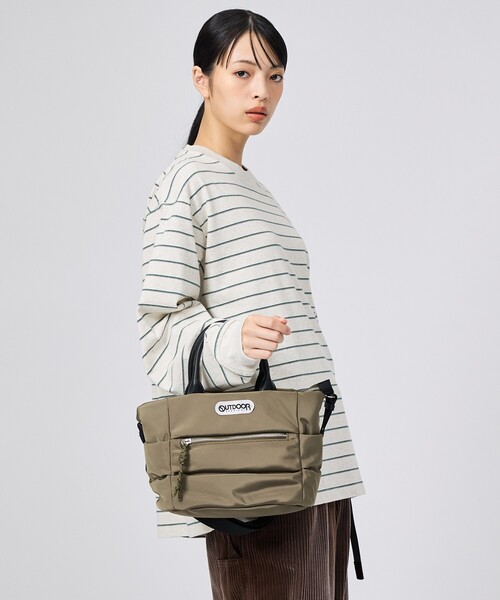 OUTDOOR PRODUCTS(アウトドアプロダクツ)の「【OUTDOOR PRODUCTS / アウトドアプロダクツ】2WAYBonding Tote Bag/ぷっくり(トートバッグ・レディース・カーキ/ブラウン/ブラック・フリー)」の9枚目の写真