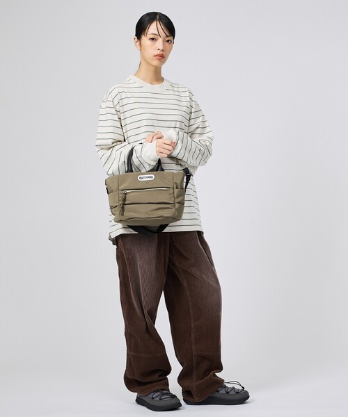 OUTDOOR PRODUCTS(アウトドアプロダクツ)の「【OUTDOOR PRODUCTS / アウトドアプロダクツ】2WAYBonding Tote Bag/ぷっくり(トートバッグ・レディース・カーキ/ブラウン/ブラック・フリー)」の12枚目の写真
