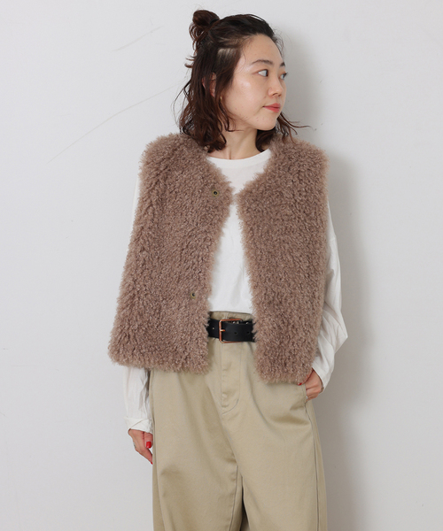 JOURNAL STANDARD LUXE（ジャーナルスタンダード　ラックス）の「カーリーショートベスト（その他アウター・レディース・ブラウン/ブラウン系その他・FREE）」の18枚目の写真