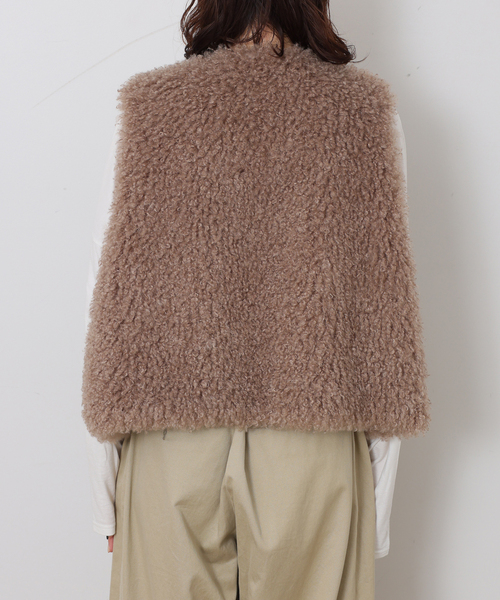 JOURNAL STANDARD LUXE（ジャーナルスタンダード　ラックス）の「カーリーショートベスト（その他アウター・レディース・ブラウン/ブラウン系その他・FREE）」の21枚目の写真
