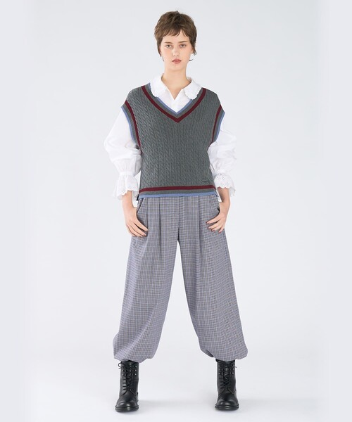 To b. by agnes b.(トゥービーバイアニエスベー)の「マルチカラー ライン コットン ニットベスト(ベスト・レディース・チャコールグレー・FREE)」の8枚目の写真
