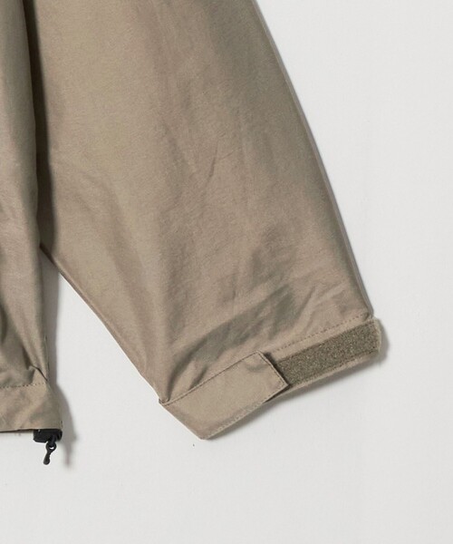 THE NORTH FACE(ザノースフェイス)の「【WEB限定】<THE NORTH FACE>コンパクトアノラック シェルジャケット(ナイロンジャケット・メンズ・ベージュ/ブラック・S/XL/M/L)」の11枚目の写真