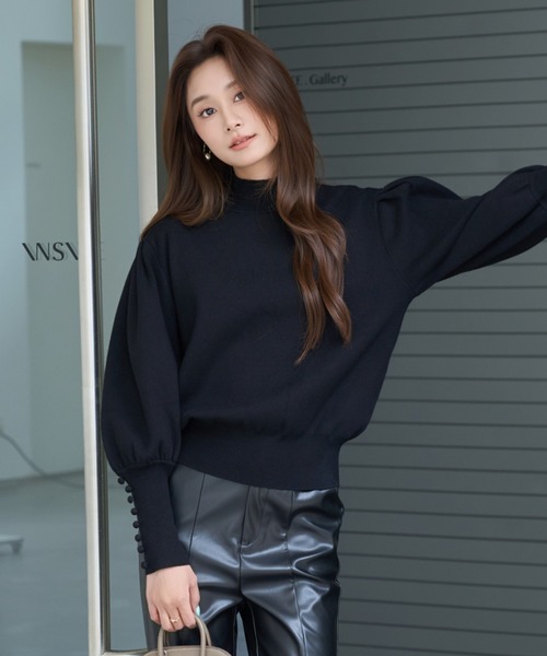 BIRTHDAY BASH(バースデイバッシュ)の「HIGH NECK VOLUME SLEEVE KNIT(ハイネックボリュームスリーブニット)(ニット/セーター・レディース・ブラック/ブルー・FREE)」の10枚目の写真