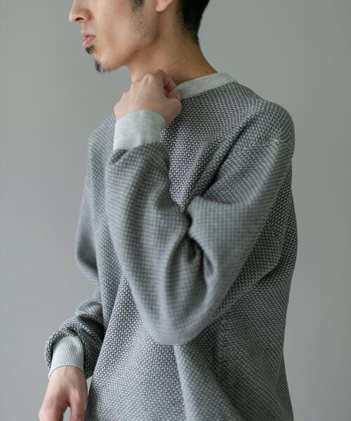 URBAN RESEARCH DOORS（アーバンリサーチドアーズ）の「配色カノコニットプルオーバー（ニット/セーター・メンズ・チャコールグレー/ライトグレー・LARGE/MEDIUM）」の5枚目の写真