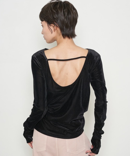 OFROOM(オフルーム)の「【2026秋冬新作】Back Open Velour Tee|バックオープンベロアTee(Tシャツ/カットソー・レディース・ネイビー/ブラック/オリーブ/アイボリー・FREE)」の1枚目の写真