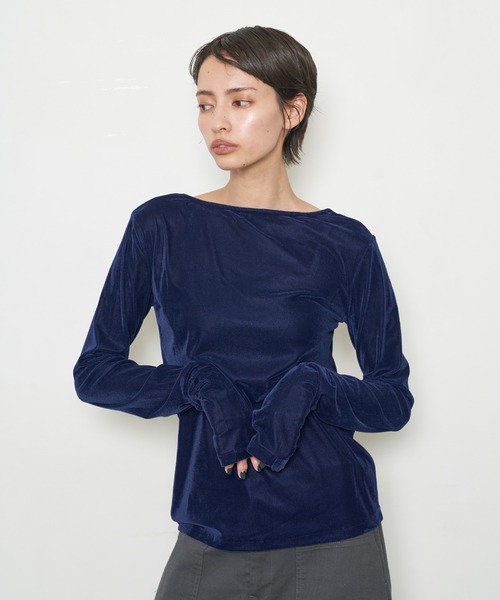 OFROOM(オフルーム)の「【2026秋冬新作】Back Open Velour Tee|バックオープンベロアTee(Tシャツ/カットソー・レディース・ネイビー/ブラック/オリーブ/アイボリー・FREE)」の19枚目の写真