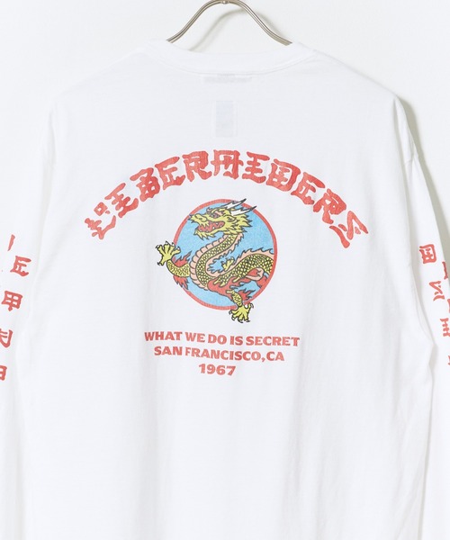 Liberaiders(リベレイダース)の「Liberaiders/リベレイダース DRAGON L/S TEE ドラゴン 長袖Tシャツ ロンT クルーネック アームプリント バックプリント グラフィック ストリート ヴィンテージライク 2026年秋冬 秋服 冬服(Tシャツ/カットソー・メンズ・ホワイト/ブラック・M/L/XL)」の6枚目の写真