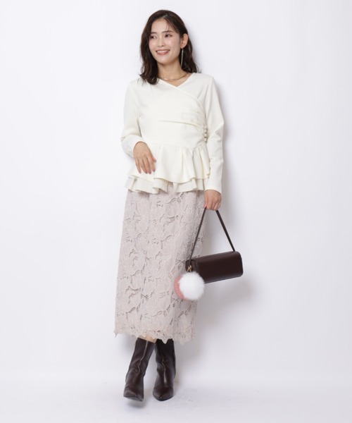 JUSGLITTY(ジャスグリッティー)の「カシュクールペプラムニット(ニット/セーター・レディース・ブラック系その他2/オフホワイト/ボルドー・2)」の6枚目の写真