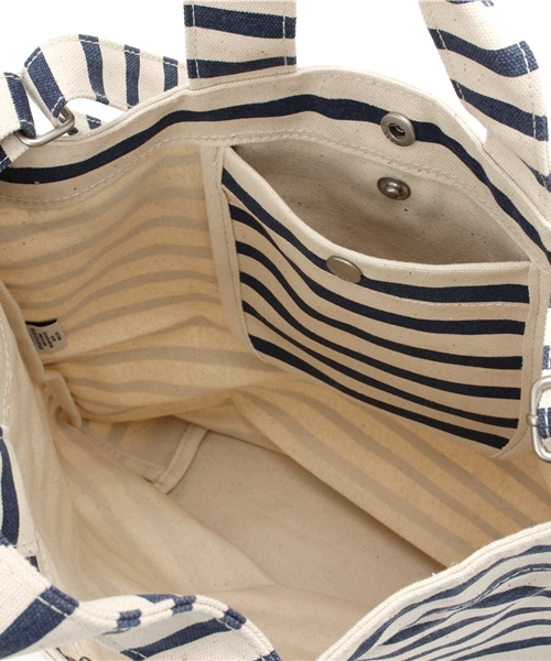 BAGGU（バグー）の「DUCK PACK（BAGGU）（ショルダーバッグ・レディース・ブラック/ホワイト/ブラウン/インディゴブルー/アイボリー・FREE）」の15枚目の写真