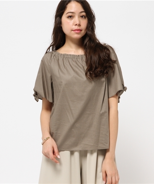 NATURAL BEAUTY BASIC（ナチュラルビューティーベーシック）の「【JJ6月号掲載 JJ×NBBコラボ商品】シャーリングブラウス（シャツ/ブラウス・レディース・ホワイト系その他/カーキ/オレンジ・SMALL/MEDIUM）」の10枚目の写真