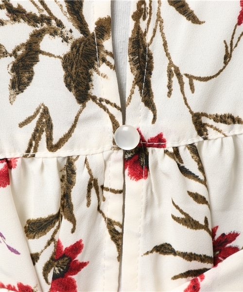 VENCEEXCHANGE（ヴァンスエクスチェンジ）の「ジョーゼット花柄プリントガウン（ワンピース・レディース・オフホワイト/ダークブルー・MEDIUM）」の10枚目の写真