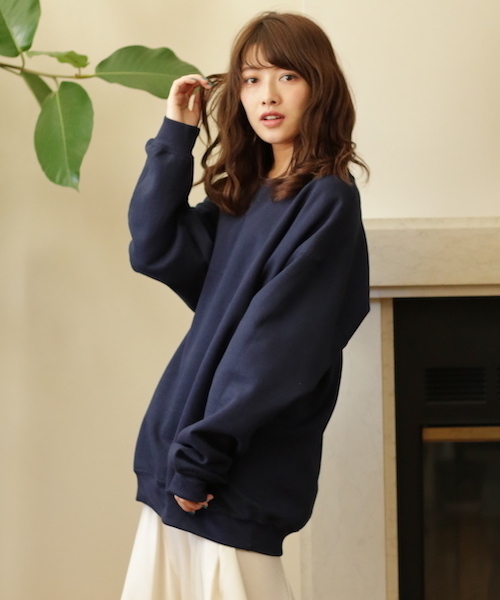 EMMA NOVEMBER　（エマノーヴェンバー）の「ビッグシルエット ドロップショルダー クルー スウェット（スウェット・レディース・ホワイト/レッド/ブラック/ネイビー/グレー/ダークグリーン/ダークブラウン/ピンク/パープル/セージグリーン/マルーン/オレンジ/ライトブルー/ゴールド/ミント・FREE/1/2）」の9枚目の写真