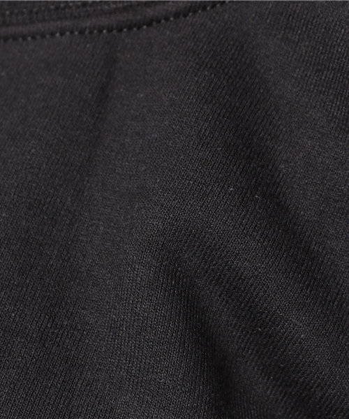 EMMA NOVEMBER　（エマノーヴェンバー）の「ビッグシルエット ドロップショルダー クルー スウェット（スウェット・レディース・ホワイト/レッド/ブラック/ネイビー/グレー/ダークグリーン/ダークブラウン/ピンク/パープル/セージグリーン/マルーン/オレンジ/ライトブルー/ゴールド/ミント・FREE/1/2）」の17枚目の写真