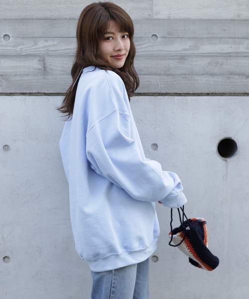 EMMA NOVEMBER　（エマノーヴェンバー）の「ビッグシルエット ドロップショルダー クルー スウェット（スウェット・レディース・ホワイト/レッド/ブラック/ネイビー/グレー/ダークグリーン/ダークブラウン/ピンク/パープル/セージグリーン/マルーン/オレンジ/ライトブルー/ゴールド/ミント・FREE/1/2）」の8枚目の写真