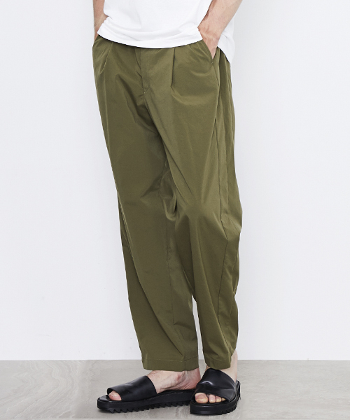 UNITED TOKYO（ユナイテッドトウキョウ）の「リラックスパンツ（スラックス・メンズ・ブラック/ネイビー/キャメル/カーキ・2/1/3）」の3枚目の写真