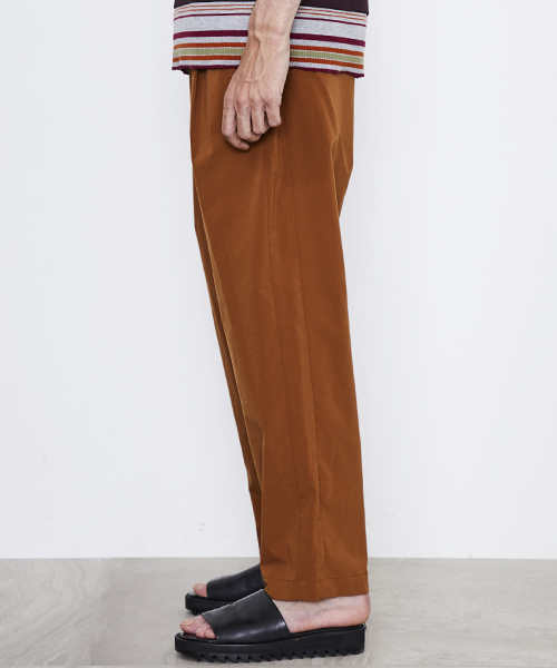 UNITED TOKYO（ユナイテッドトウキョウ）の「リラックスパンツ（スラックス・メンズ・ブラック/ネイビー/キャメル/カーキ・2/1/3）」の17枚目の写真