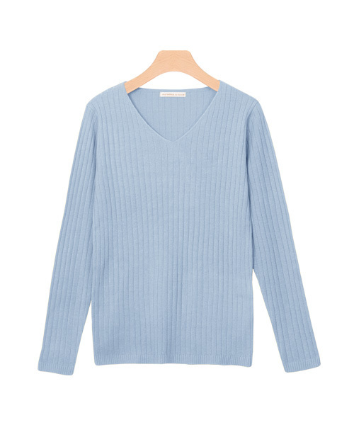 Pierrot(ピエロ)の「Vネックとボートネックから選べる綿混リブニット(ニット/セーター・レディース・ブラック/ネイビー/レッド/パープル/ピンク/杢グレー/アイボリー/ベージュ系その他/ブルー/イエロー/ミント/マスタード/グリーン系その他/オレンジ系その他/グリーン系その他2/ブルー系その他3/オレンジ系その他2/ブラック系その他/ピンク系その他/ベージュ系その他2/ブルー系その他4/グレー系その他/ブルー系その他/ホワイト系その他2/ブルー系その他2/ブルー系その他5/ブラウン/ホワイト系その他/ブラウン系その他/イエロー系その他/ホワイト系その他3・M/L)」の18枚目の写真