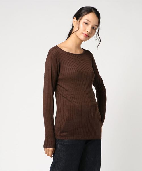 Pierrot(ピエロ)の「Vネックとボートネックから選べる綿混リブニット(ニット/セーター・レディース・ブラック/ネイビー/レッド/パープル/ピンク/杢グレー/アイボリー/ベージュ系その他/ブルー/イエロー/ミント/マスタード/グリーン系その他/オレンジ系その他/グリーン系その他2/ブルー系その他3/オレンジ系その他2/ブラック系その他/ピンク系その他/ベージュ系その他2/ブルー系その他4/グレー系その他/ブルー系その他/ホワイト系その他2/ブルー系その他2/ブルー系その他5/ブラウン/ホワイト系その他/ブラウン系その他/イエロー系その他/ホワイト系その他3・M/L)」の10枚目の写真