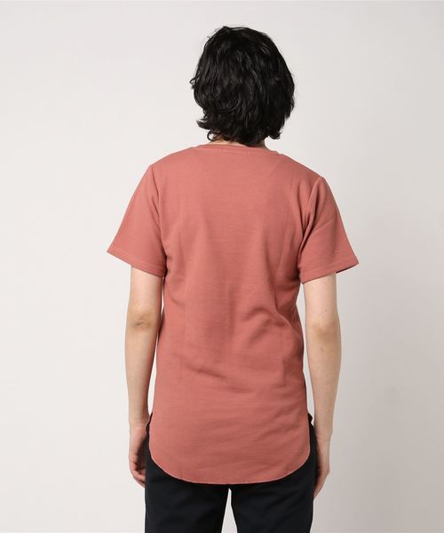 MinoriTY(マイノリティ)の「Tシャツ 半袖 ワッフル ロング丈 無地Tシャツ(Tシャツ/カットソー・メンズ・ピンク/ブラック/ベージュ/カーキ/オフホワイト/杢グレー/ネイビー・L/M/XL)」の9枚目の写真