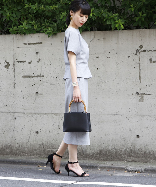 Tiara（ティアラ）の「Andrea Cardone/バンブーハンドル2WAYバッグ（ハンドバッグ・レディース・ブラック/ベージュ系その他/キャメル/ボルドー・FREE）」の8枚目の写真