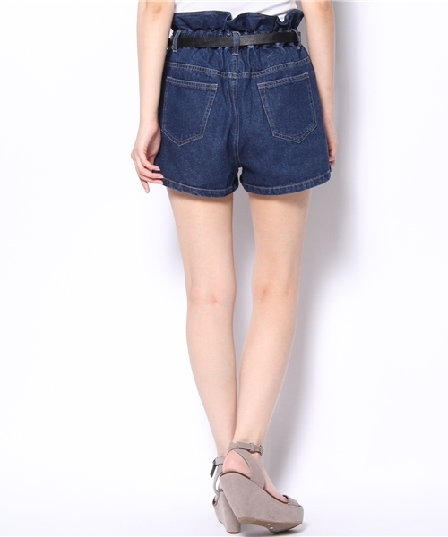 Chico（チコ）の「ﾃﾞﾆﾑﾍﾞﾙﾄ付ｼｮｰﾂ（デニムパンツ・レディース・ネイビー/ホワイト・SMALL/MEDIUM）」の4枚目の写真