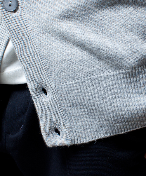 NANO universe(ナノユニバース)の「wjk/ Knit Cardigan(カーディガン/ボレロ・メンズ・ブラック/グレー/ネイビー/ボルドー・SMALL/MEDIUM/LARGE)」の12枚目の写真